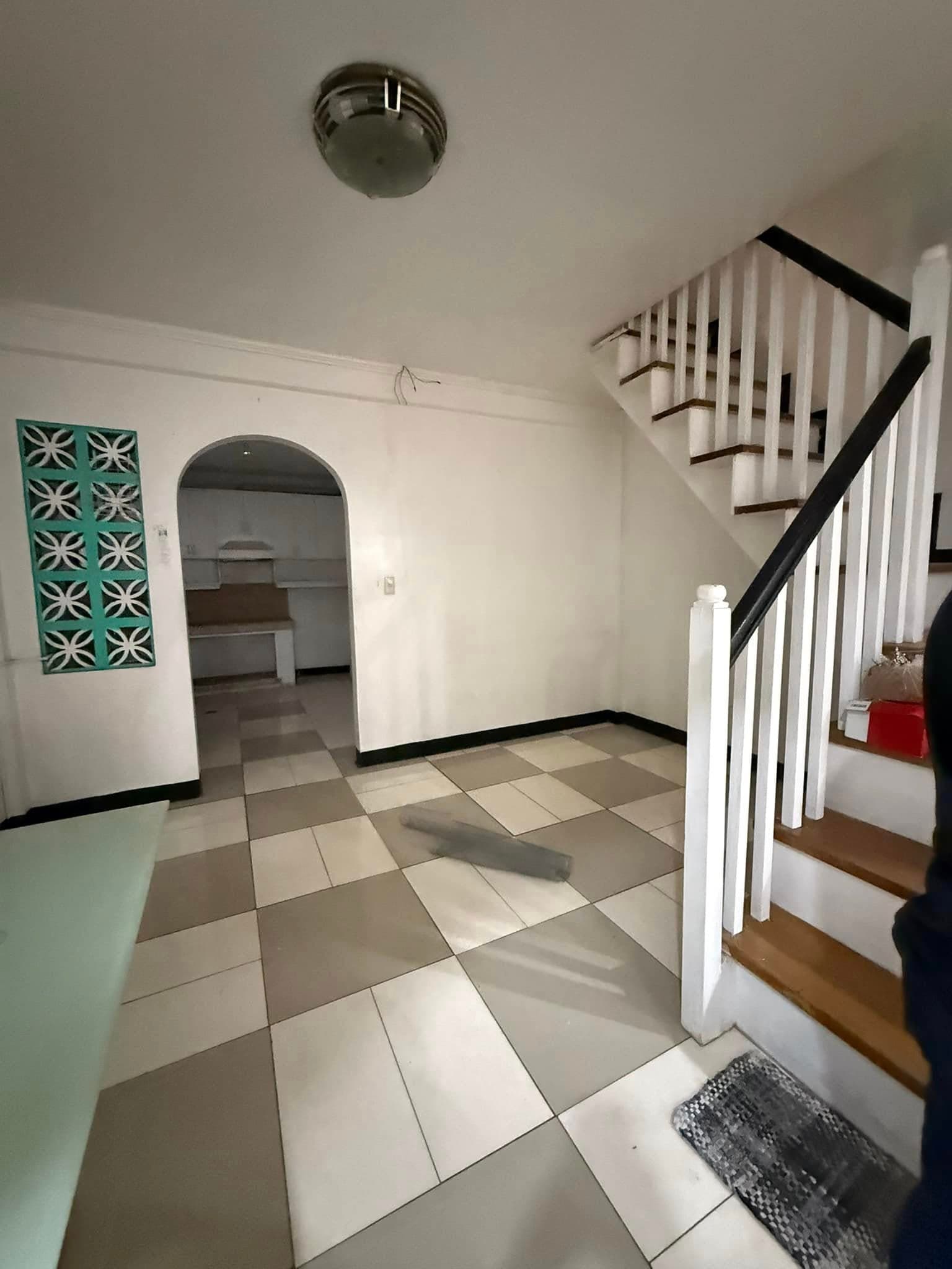 HOUSE AND LOT FOR SALE AT UPPER BICUTAN P5.5M — photo 2 of 3